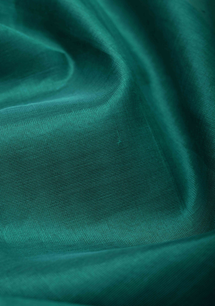 Dark spring green Koravi Kanchi Silk Cotton Handloom Saree with Contrast Zari Border