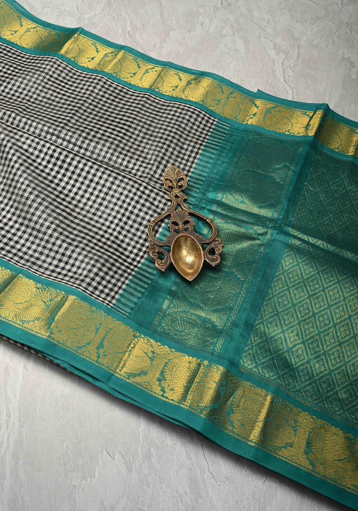 Black-White Gingham Checks Koravi Kanchi Silk Cotton 100% Handloom Saree with Rama Green Border