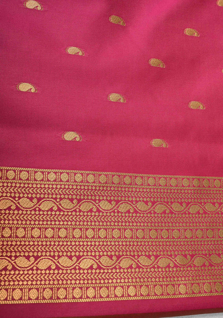 Green Dual tone Kanchi Semi Silk Saree with Peacock Buttas and Contrast Zari Border