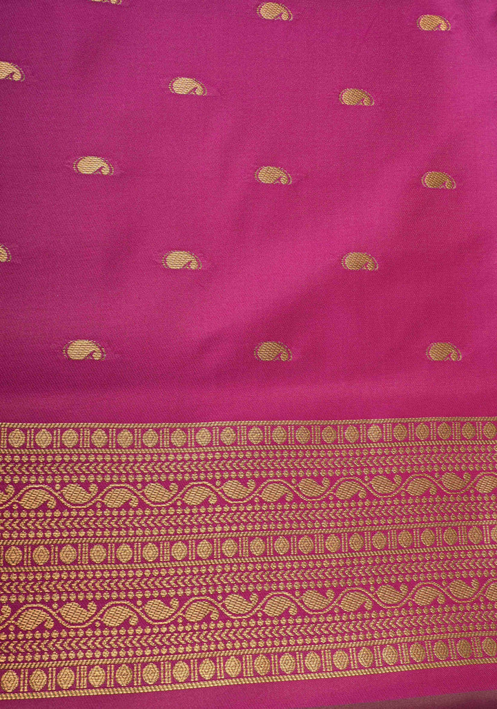 Green Dual tone Kanchi Semi Silk Saree with Peacock Buttas and Zari Border