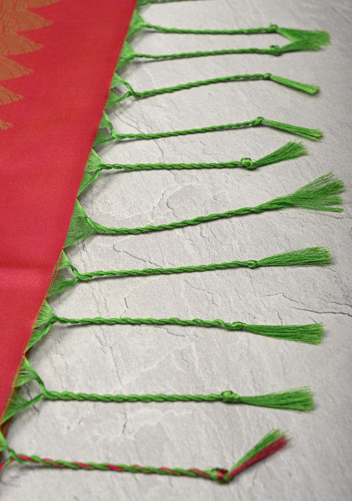 Green Dual tone Kanchi Semi Silk Saree with Leaf Buttas and Zari Border