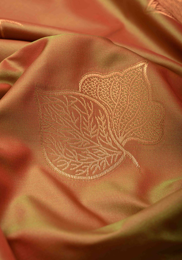 Green Dual tone Kanchi Semi Silk Saree with Leaf Buttas and Zari Border