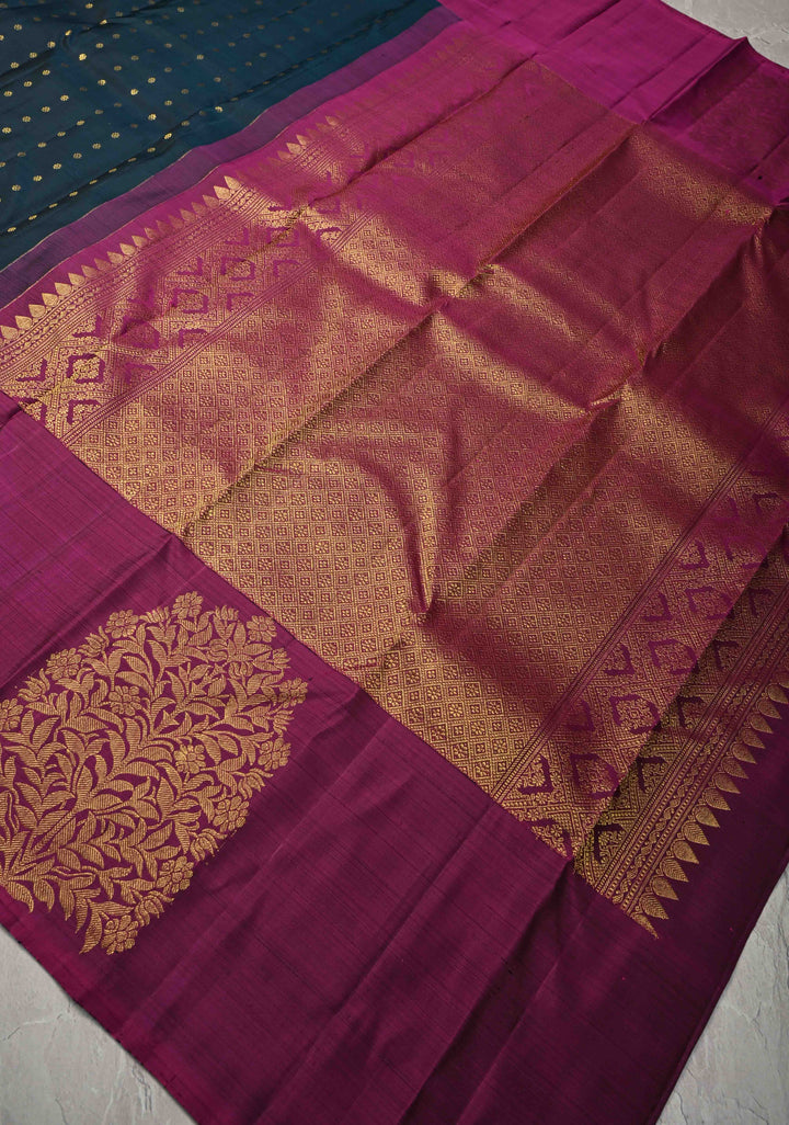 Deep Emerald Green  Kanjivaram Pure Silk Saree with zari Butti and Distinct Floral Motifs on Border | SILK MARK CERTIFIED