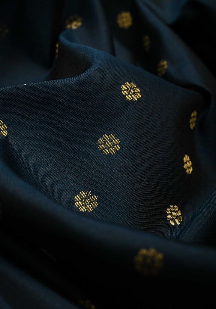 Deep Emerald Green  Kanjivaram Pure Silk Saree with zari Butti and Distinct Floral Motifs on Border | SILK MARK CERTIFIED