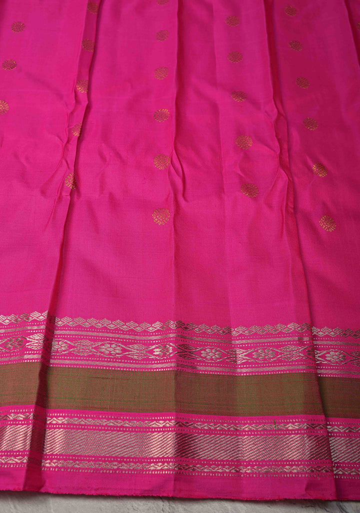 Cream Pure Gadwal Silk Saree with Zari Buttas and Contrast Rettaipet Border | SILK MARK CERTIFIED