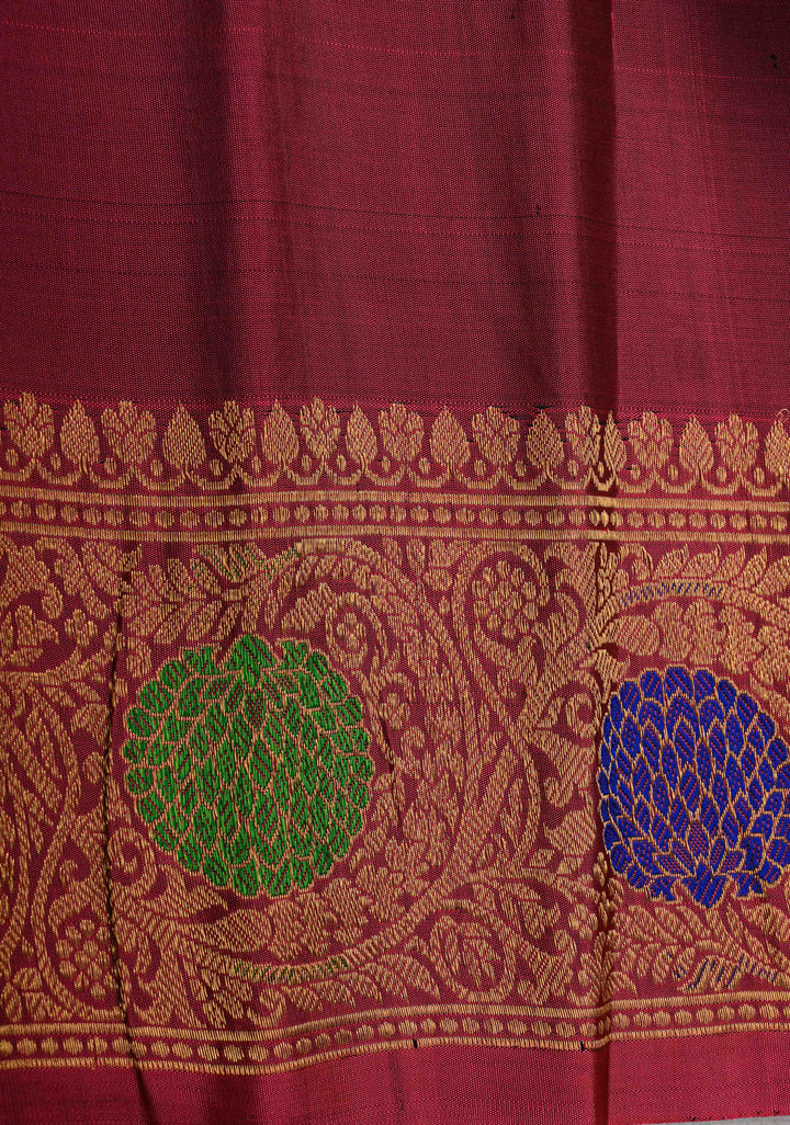 Green Pure Gadwal Silk Saree with Brocade and Contrast Meenakari Border | SILK MARK CERTIFIED