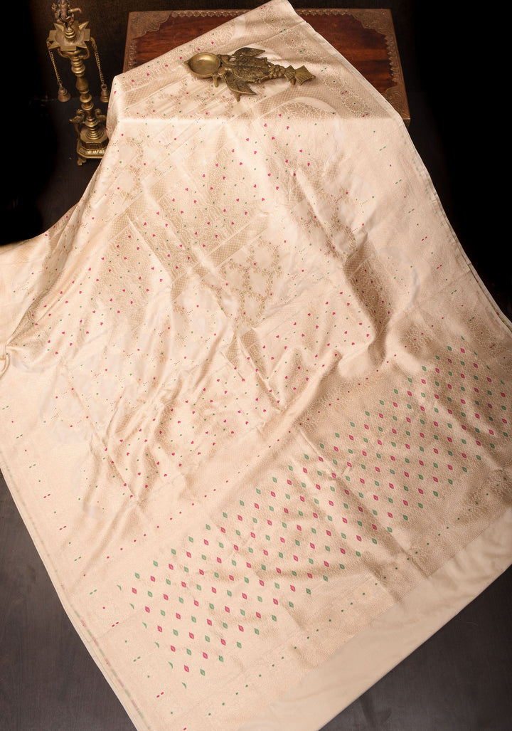 Ivory Banarasi Katan Silk Saree with Trendy Jharokha Meenakari design and Zari borders| SILK MARK CERTIFIED