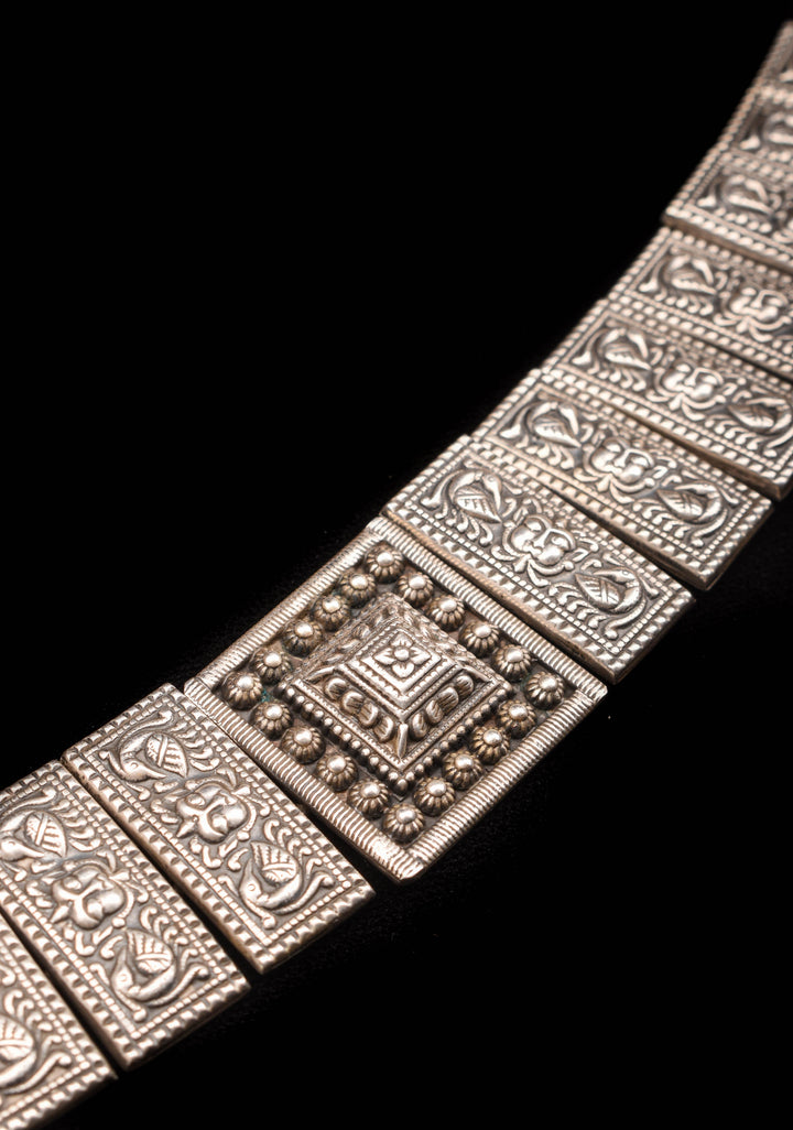 92.5 Silver Keerti Mukha 15 Unit Choker with interconnected pieces in Antique Finish