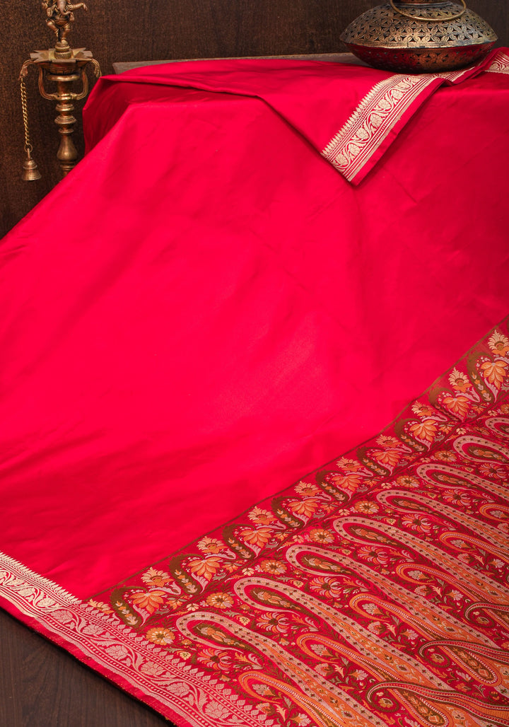 Red Tanchoi Jamawar Pallu on Pure Banarasi Silk | SILK MARK CERTIFIED