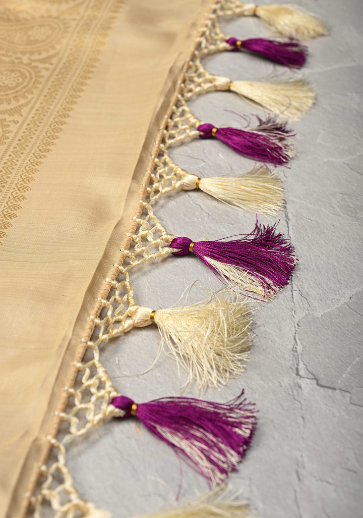 Vadamalli Purple  Kanjivaram Pure Silk Saree with Zari Buttis and Contrast Zari Border | SILK MARK CERTIFIED