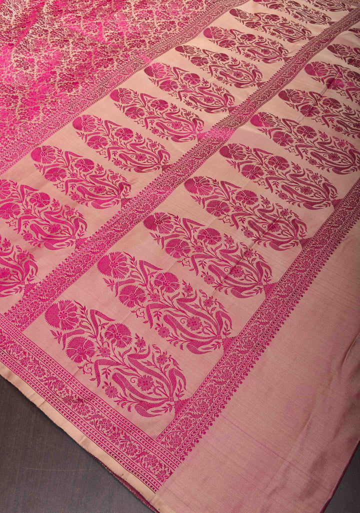 Mesmerizing Beige Tanchoi Floral Brocade Banarasi Satin Silk Saree | SILK MARK CERTIFIED