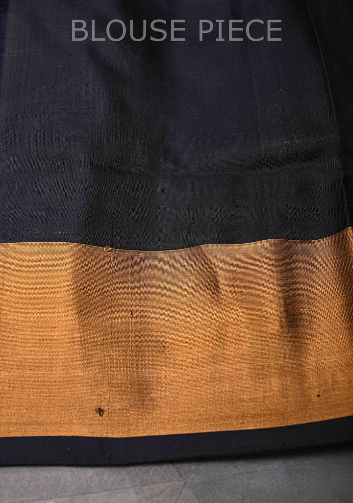 India Green Uppada Handloom Silk Saree With Sona Rupa Buttas And Zari Border | SILK MARK CERTIFIED