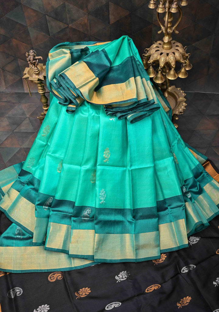 India Green Uppada Handloom Silk Saree With Sona Rupa Buttas And Zari Border | SILK MARK CERTIFIED