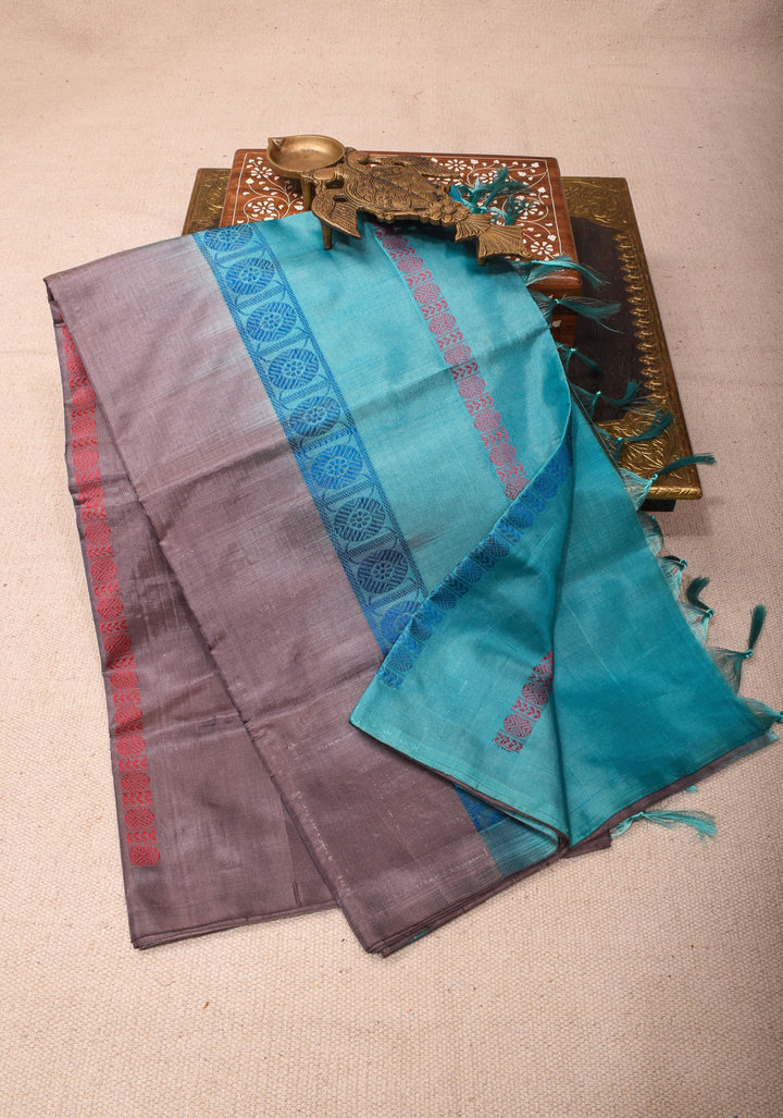 Vegan Silk Saree in Gray with Fancy Cyan Pallu – A Refined Fusion of Subtlety and Vibrance
