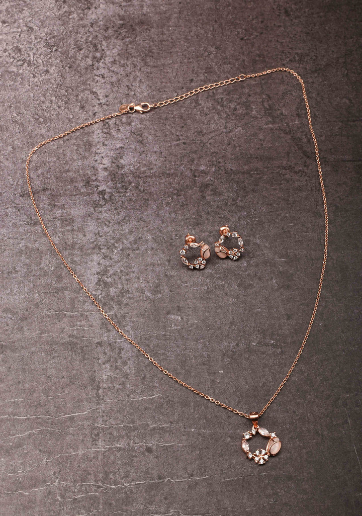 925 silver Pendant and Chain with Earrings in Rose Gold Finish – Subtle Elegance