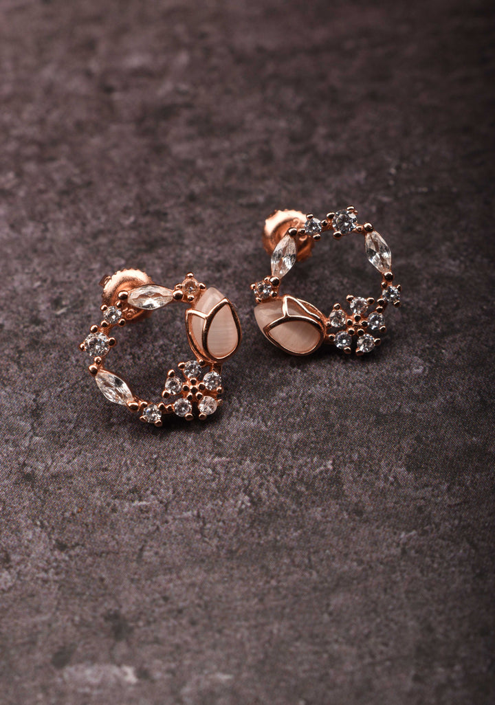 925 silver Pendant and Chain with Earrings in Rose Gold Finish – Subtle Elegance