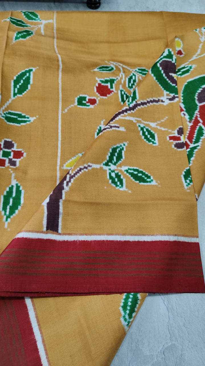 Authentic Double Ikkat Patan Patola Handwoven Saree in Pale Ochre with Muniya Style Skirt Border | SILK MARK CERTIFIED