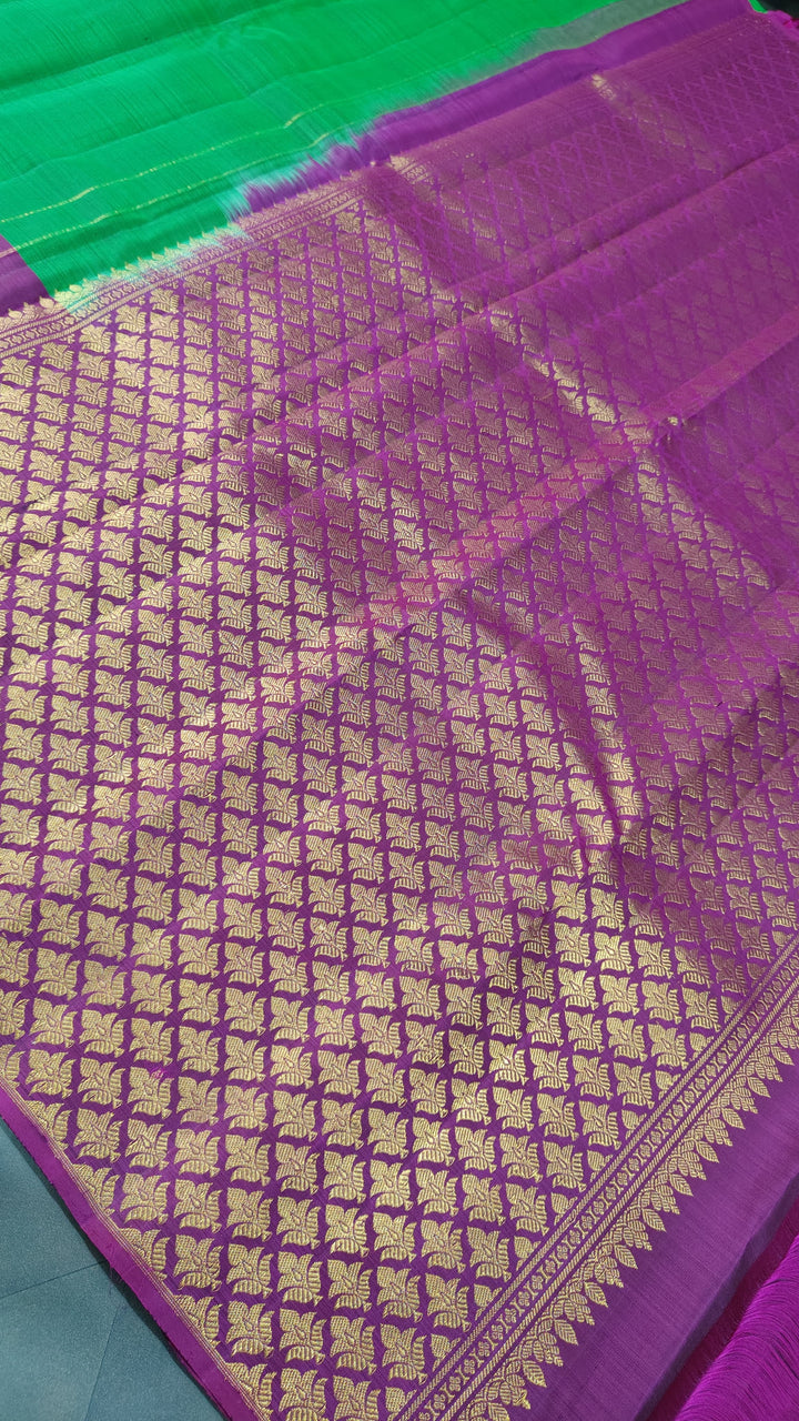 Green Kanjivaram Silk Saree with Paisley Buttas and Contrast Wide Zari Brocade Border | SILK MARK CERTIFIED