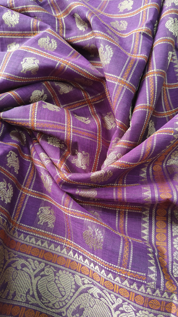 Purple Handloom Kanchi cotton Saree with 1000 Buttas and Rettaipet Border
