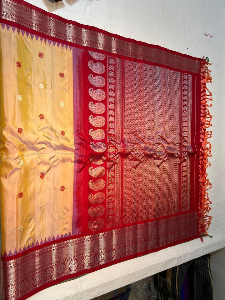 Dusty Sandalwood Dual tone Pure Gadwal Silk Saree with Resham Buttas and Contrast Zari Border | SILK MARK CERTIFIED