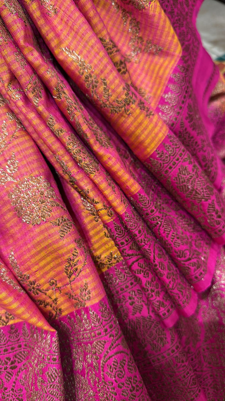 Orange-Pink dual tone Dupion Banarasi Silk Saree with Antique Zari Kadhuwa Jungla Floral Jaal and Zari Border| SILK MARK CERTIFIED