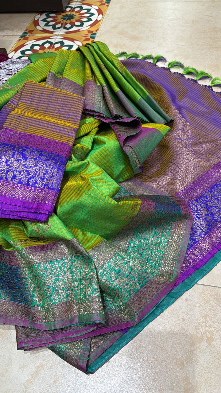 Green -Yellow Dual Tone Dupion Banarasi Pure Silk Saree with Jungla Leheria Jaal Pattern and Antique Zari Borders | SILK MARK CERTIFIED