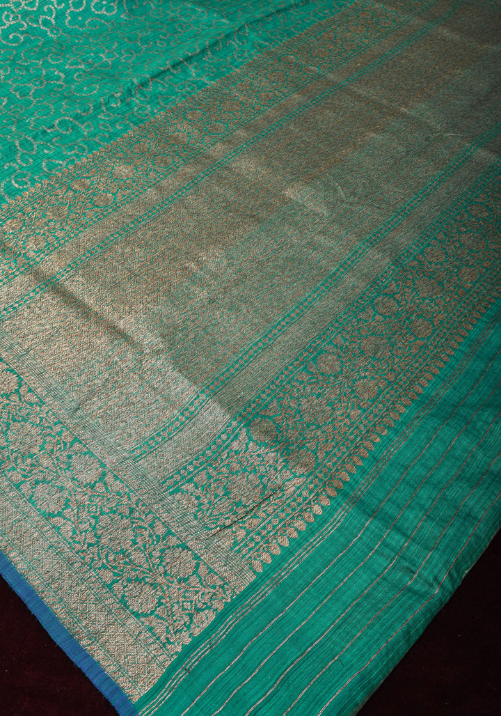 Authentic Banarasi Dotted Trellis pattern Pure Dupion Silk saree in Green with Kadhuwa Zari Border | SILK MARK CERTIFIED