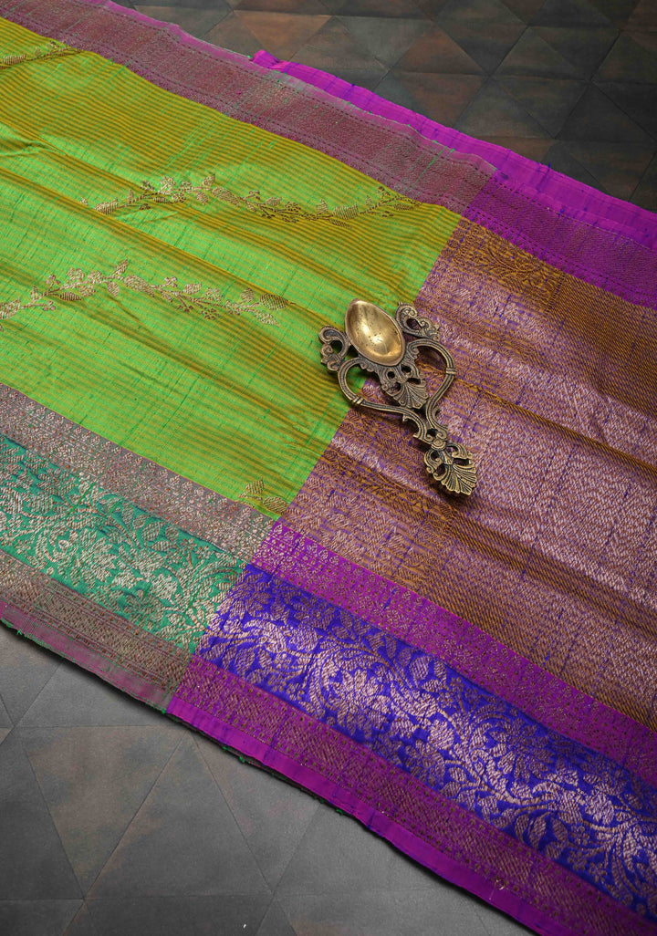 Green -Yellow Dual Tone Dupion Banarasi Pure Silk Saree with Jungla Leheria Jaal Pattern and Antique Zari Borders | SILK MARK CERTIFIED