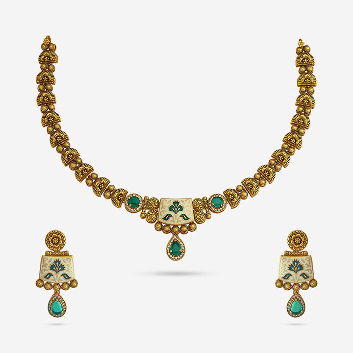 Antique Gold Plated Choker Necklace with Pendant and Matching Earrings