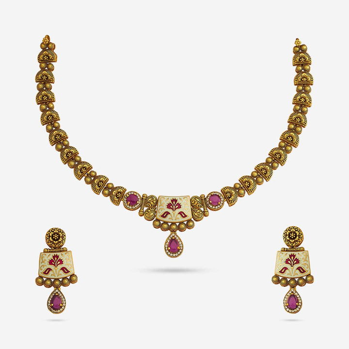 Antique Gold Plated Choker Necklace with Pendant and Matching Earrings