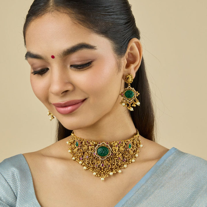 Regal Green Stone And Gold Antique Choker Set With Dangling Beads And Pearls