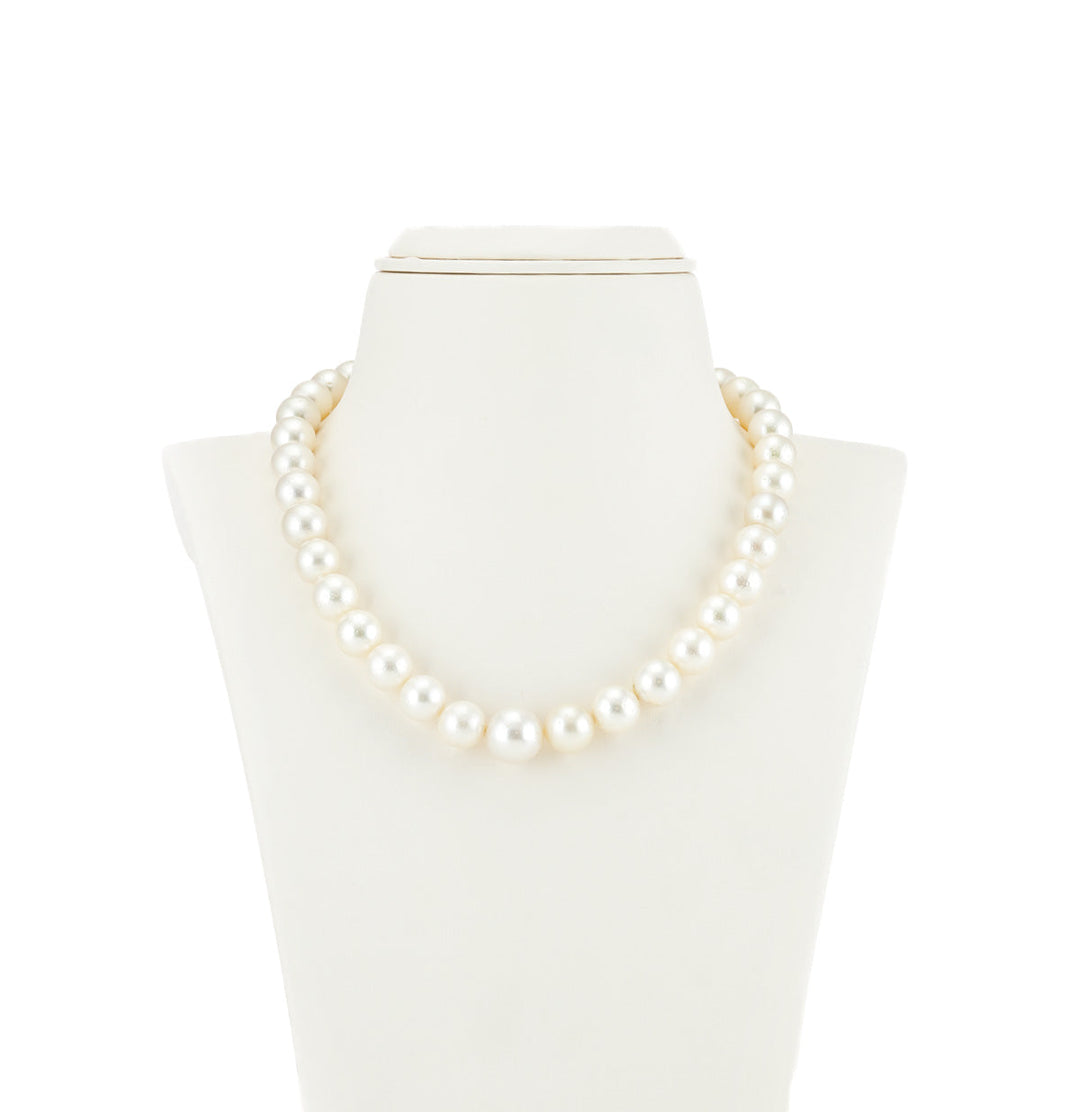 Single Strand Round Grading White South Sea Pearls Necklace Set