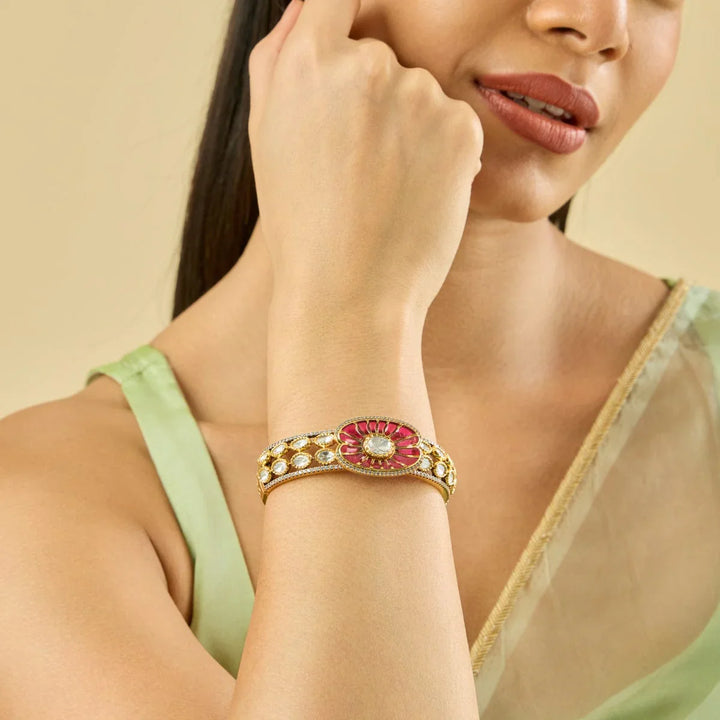 Victorian-plated Kundan with Stones Details Openable kadaa - Single Piece