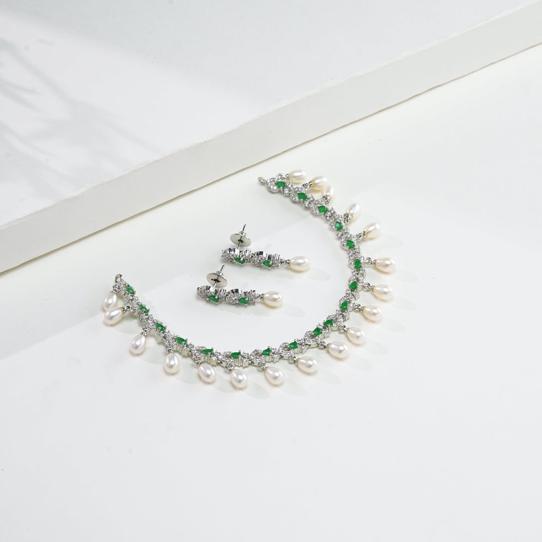 Pure Pearls Necklace and earring set