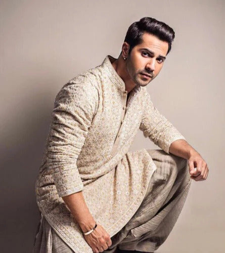 4 Bollywood style Icons who stand out in ethnic looks