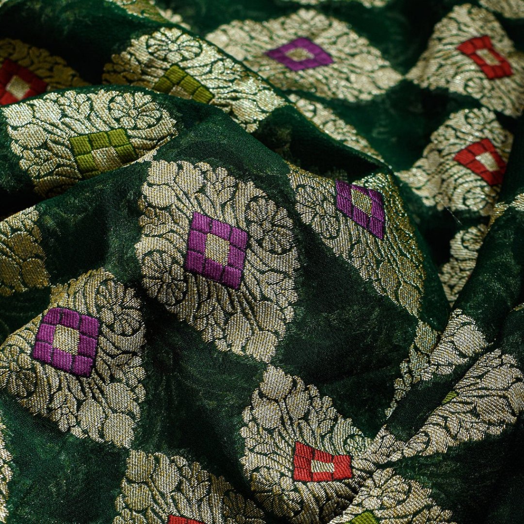 zz Georgette and Organza