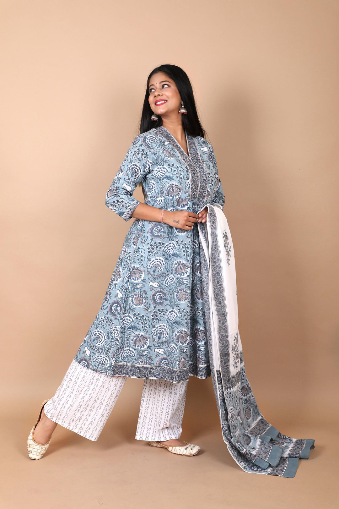 Salwaar Kameez set : Dusty Firozi 3 Piece Hand Block Printed Cotton Suit with mulmul dupatta