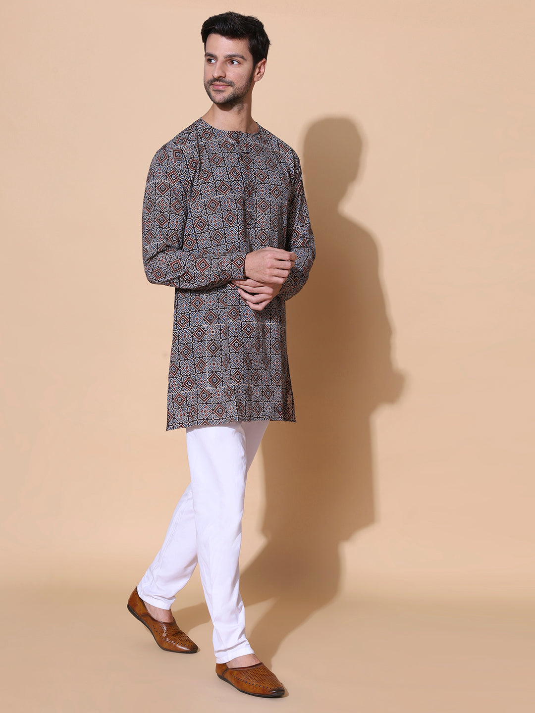 Vigyaan Ajrakh Print Cotton Kurta in Indigo