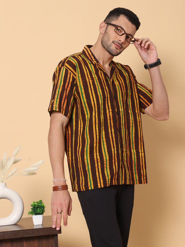 Walnut Men Batik Print Cotton Shirt in Brown for Men