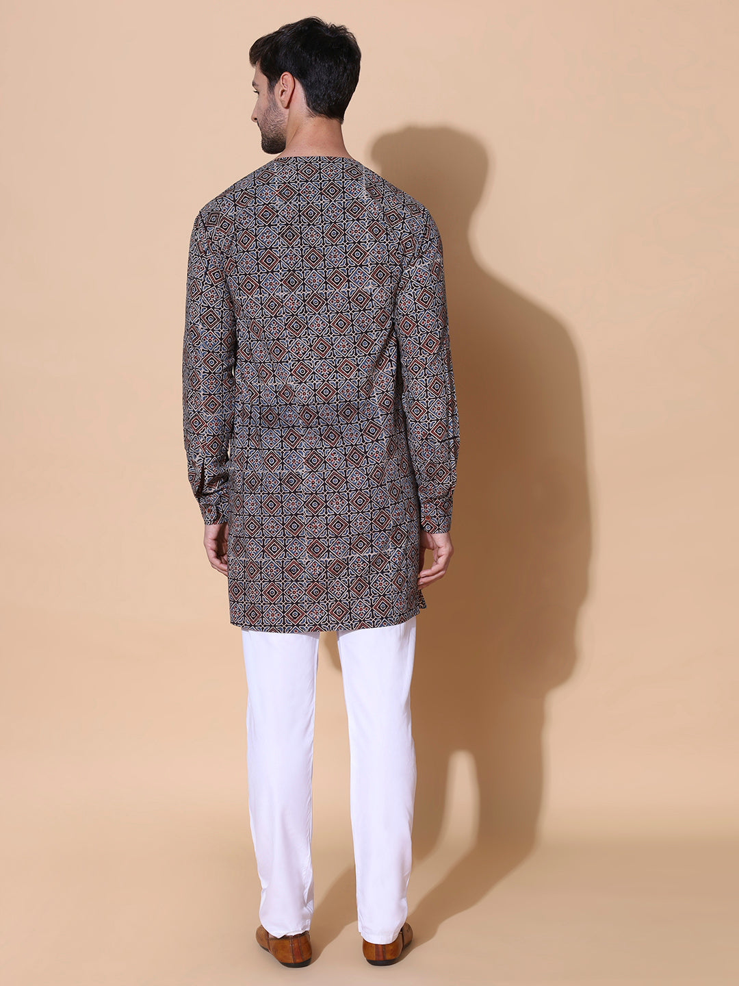 Vigyaan Ajrakh Print Cotton Kurta in Indigo