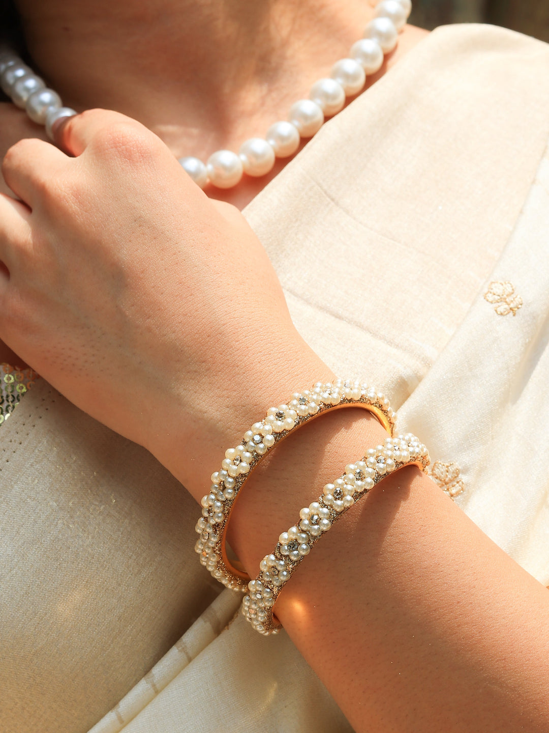 Arzoo Flower Bangles | SHOBITAM