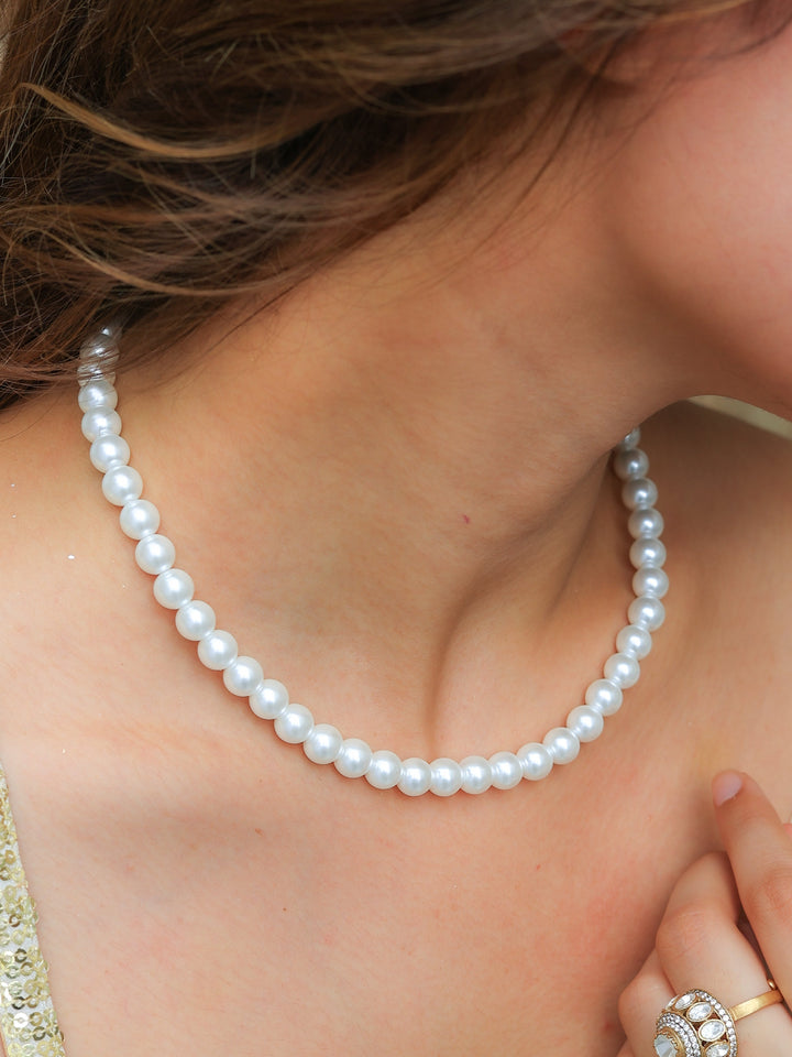 Kesar water pearls mala | SHOBITAM