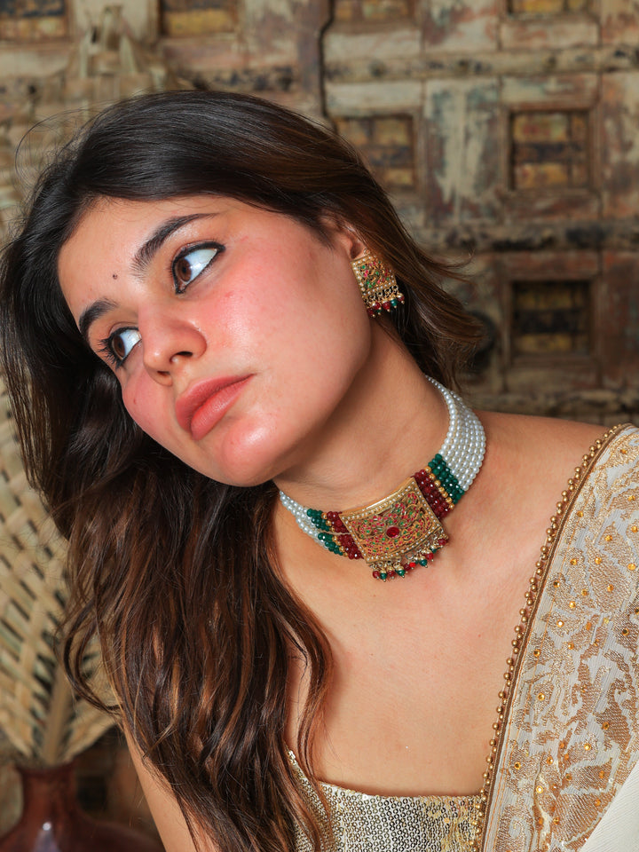 Latika Jadau necklace set | SHOBITAM