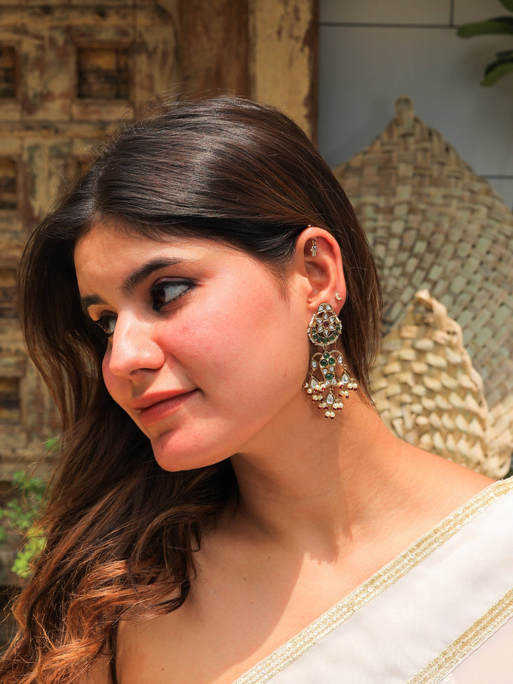 Maharani Pachi kundan Earrings | SHOBITAM