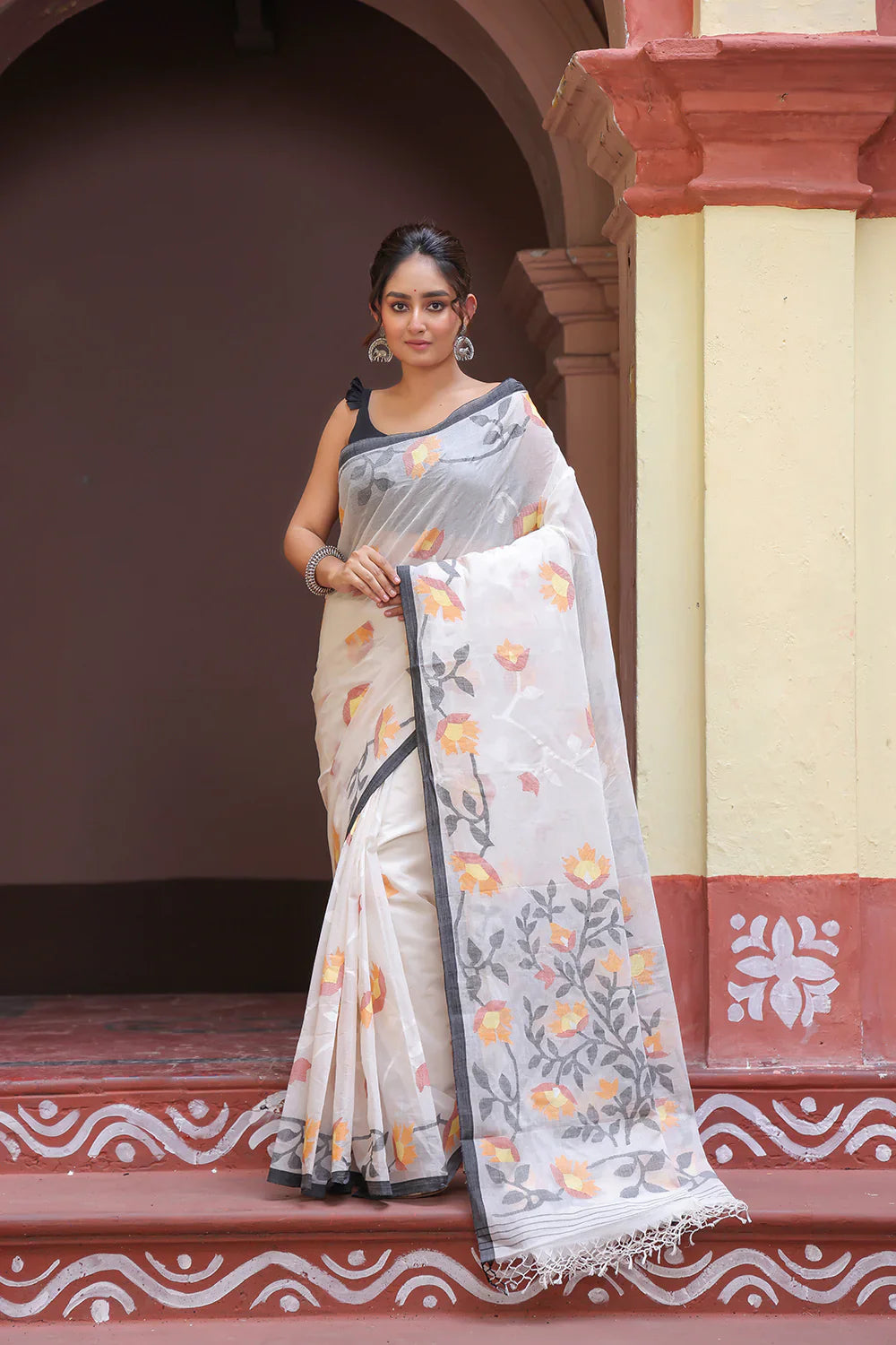 Handloom White Pure Cotton Exclusive Jamdani Saree with Yellow & White Flowers | SHOBITAM