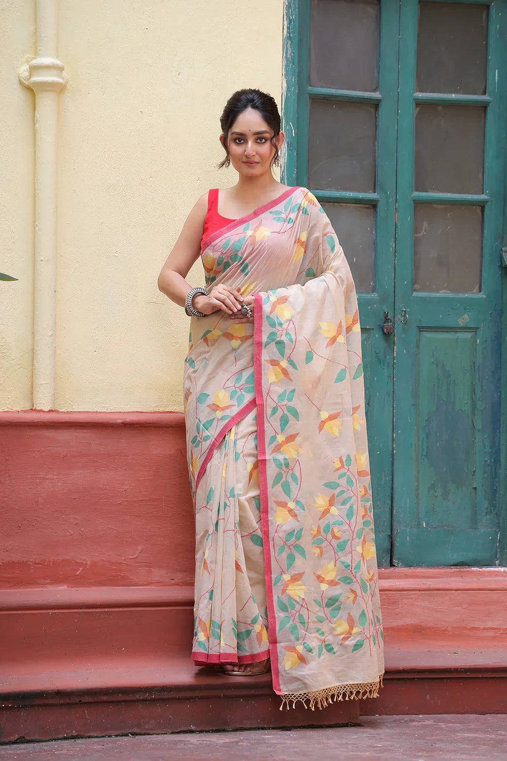 Handloom Beige Pure Cotton Exclusive Jamdani Saree with Red Border | SHOBITAM