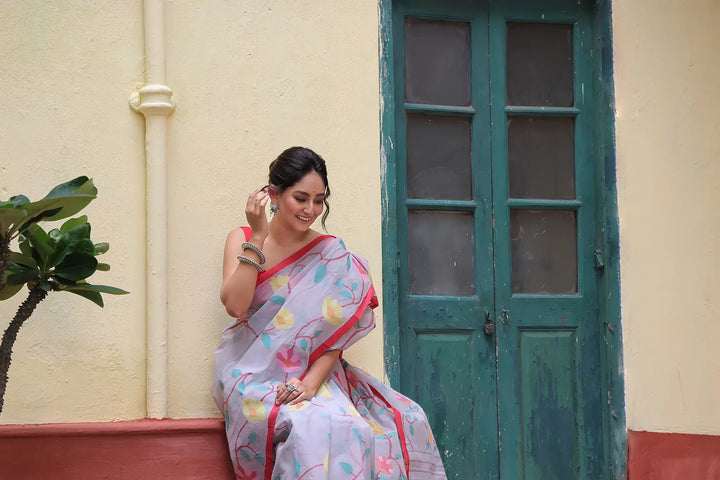 Handloom Grey and Red Pure Cotton Exclusive Jamdani Saree with Red Border | SHOBITAM
