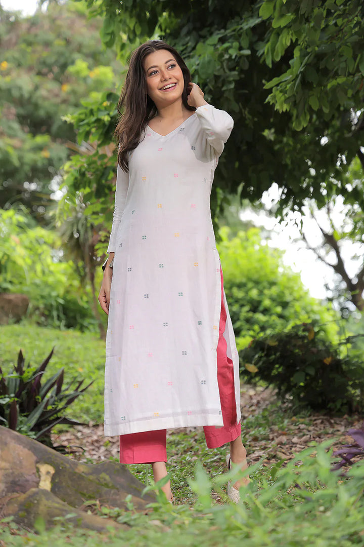Handloom Off White Pure Cotton Square Jamdani Kurta Set With Dupatta | SHOBITAM