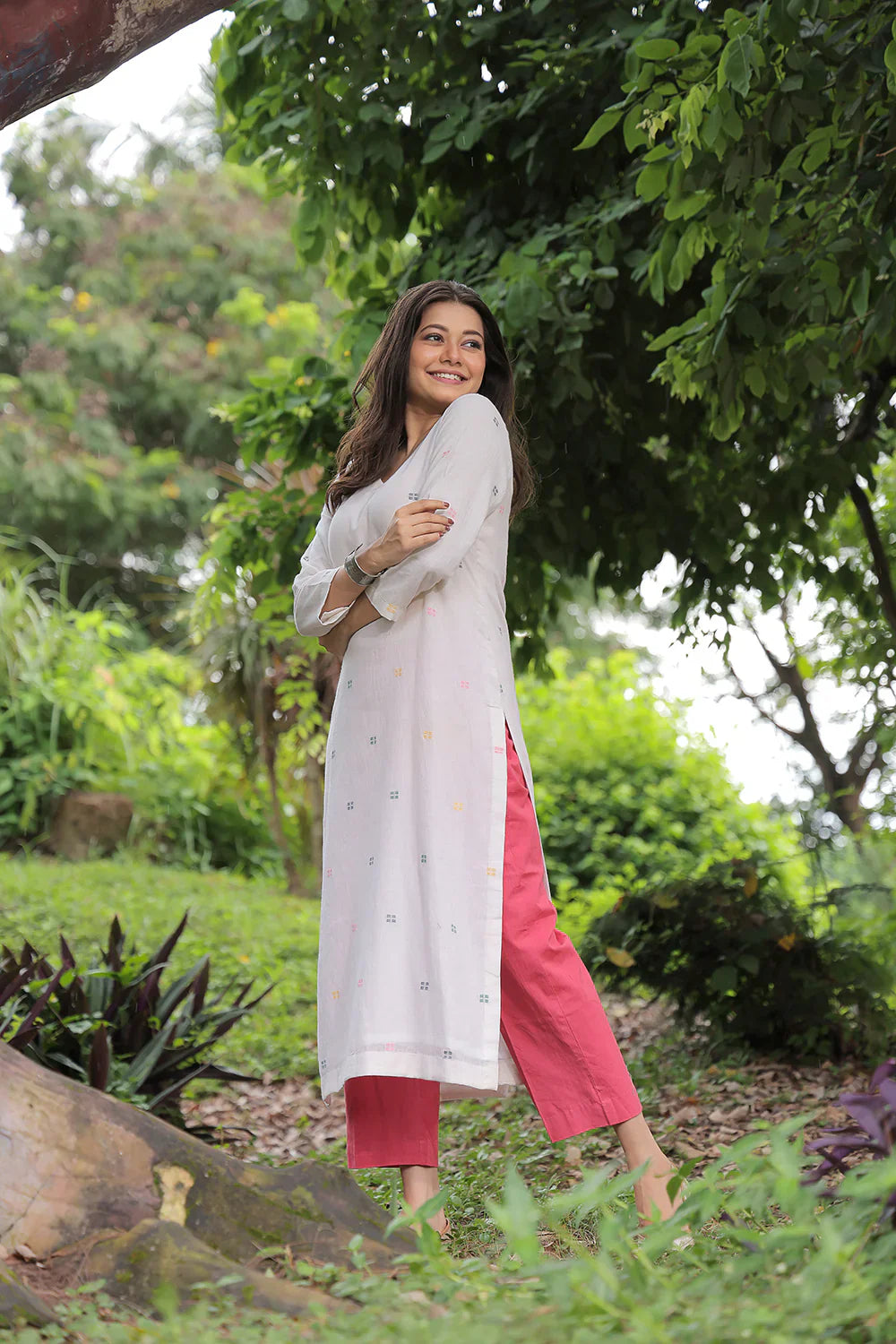 Handloom Off White Pure Cotton Square Jamdani Kurta Set With Dupatta | SHOBITAM
