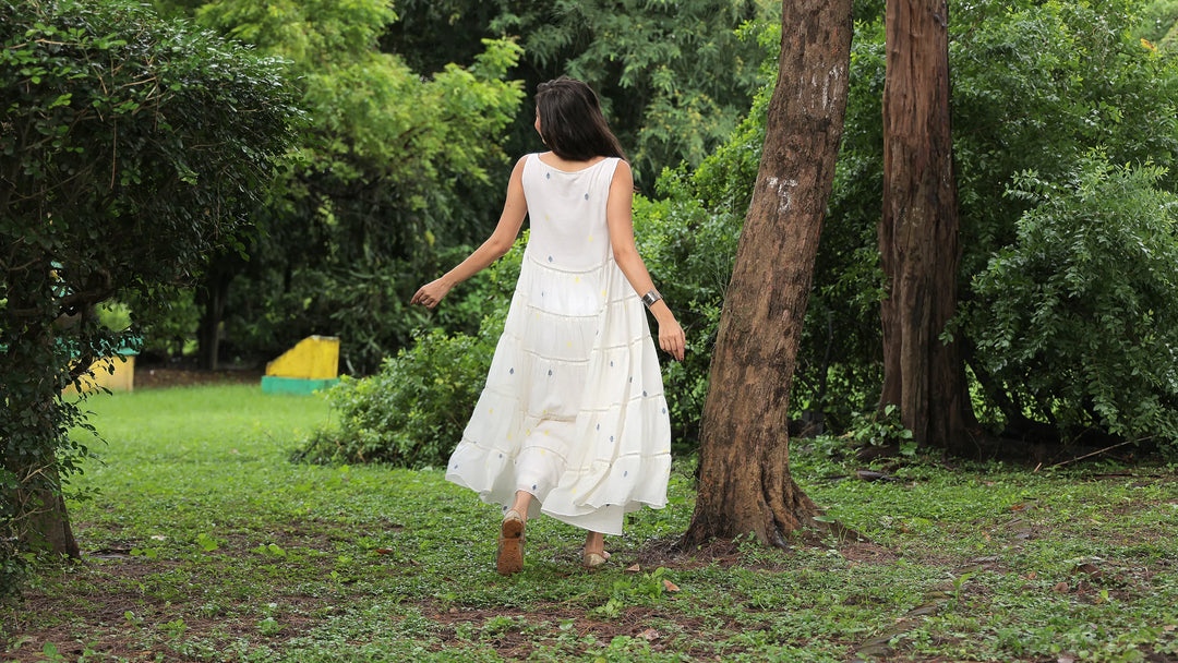 Off White Pearl Petals Jamdani Dress | SHOBITAM